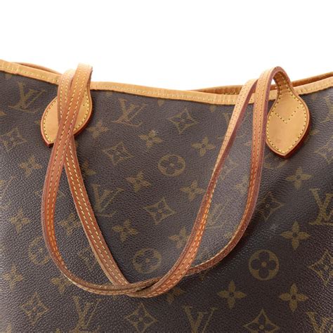 ar1169 louis vuitton replica